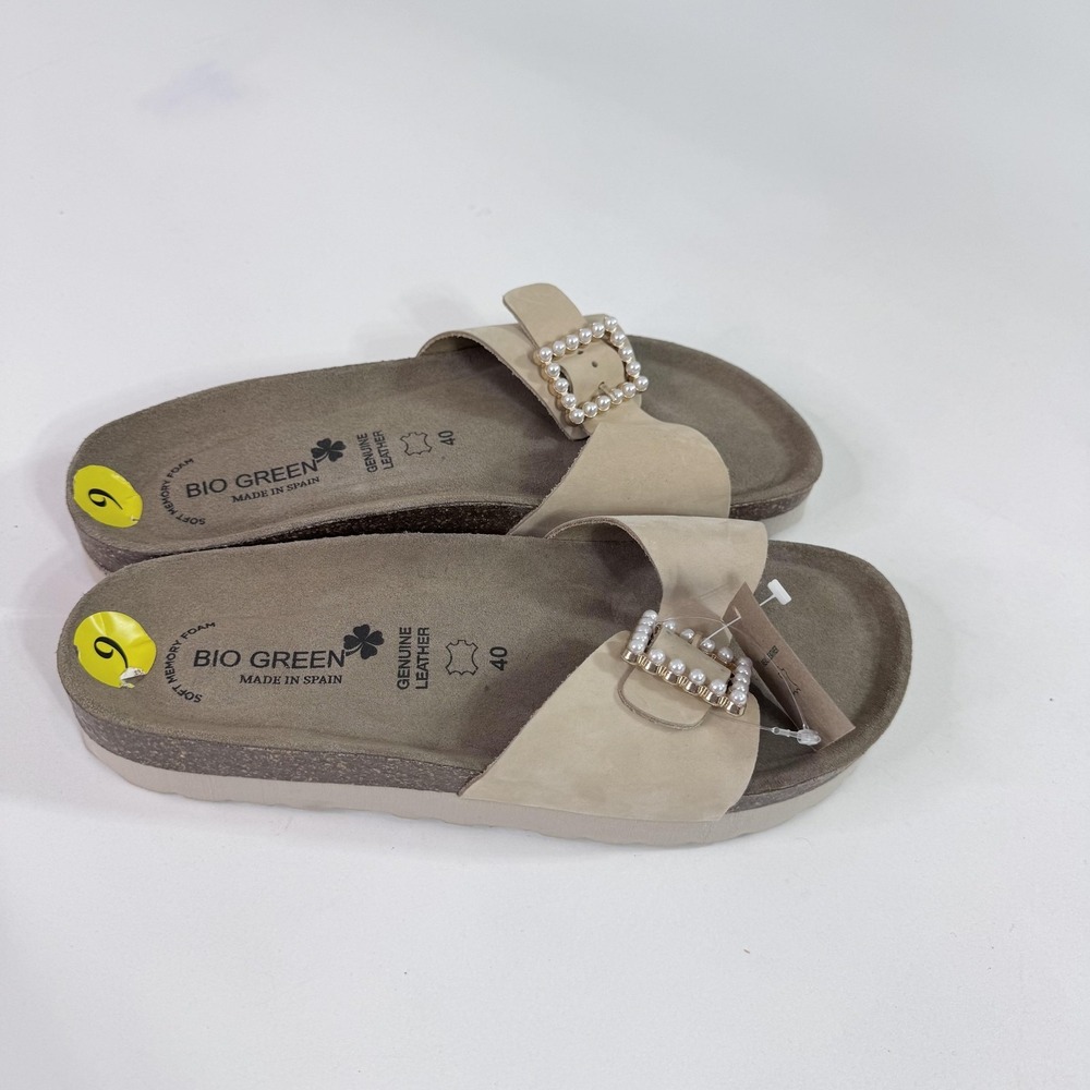 Bio Green Shoes Womens Size 9 Beige Leather Slide Sandals Pearl Buckle Comfort